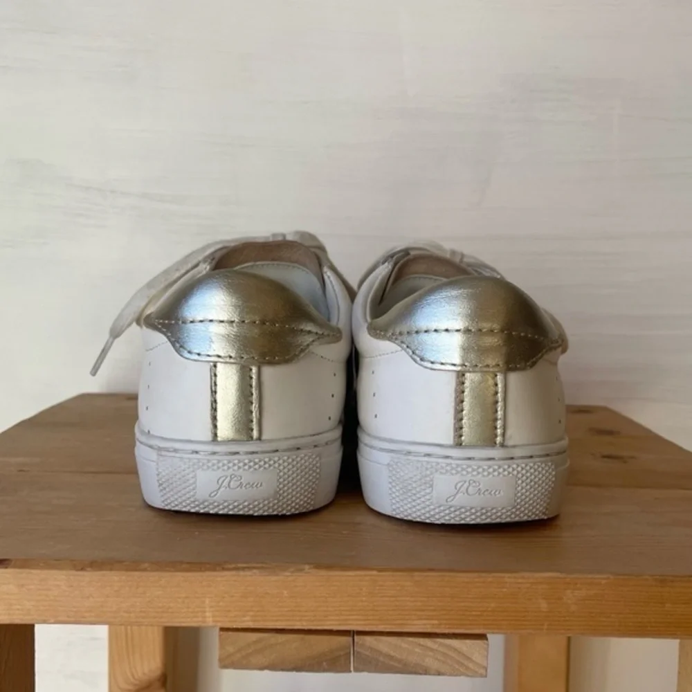 *SOLD* J.Crew Saturday Leather Sneakers with Gold Detail Size: 8.5 - Picture 10 of 13